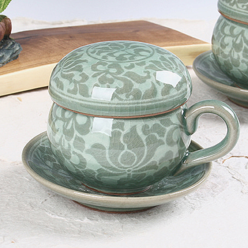 Round Celadon Arabesque Tea Cup with Saucer