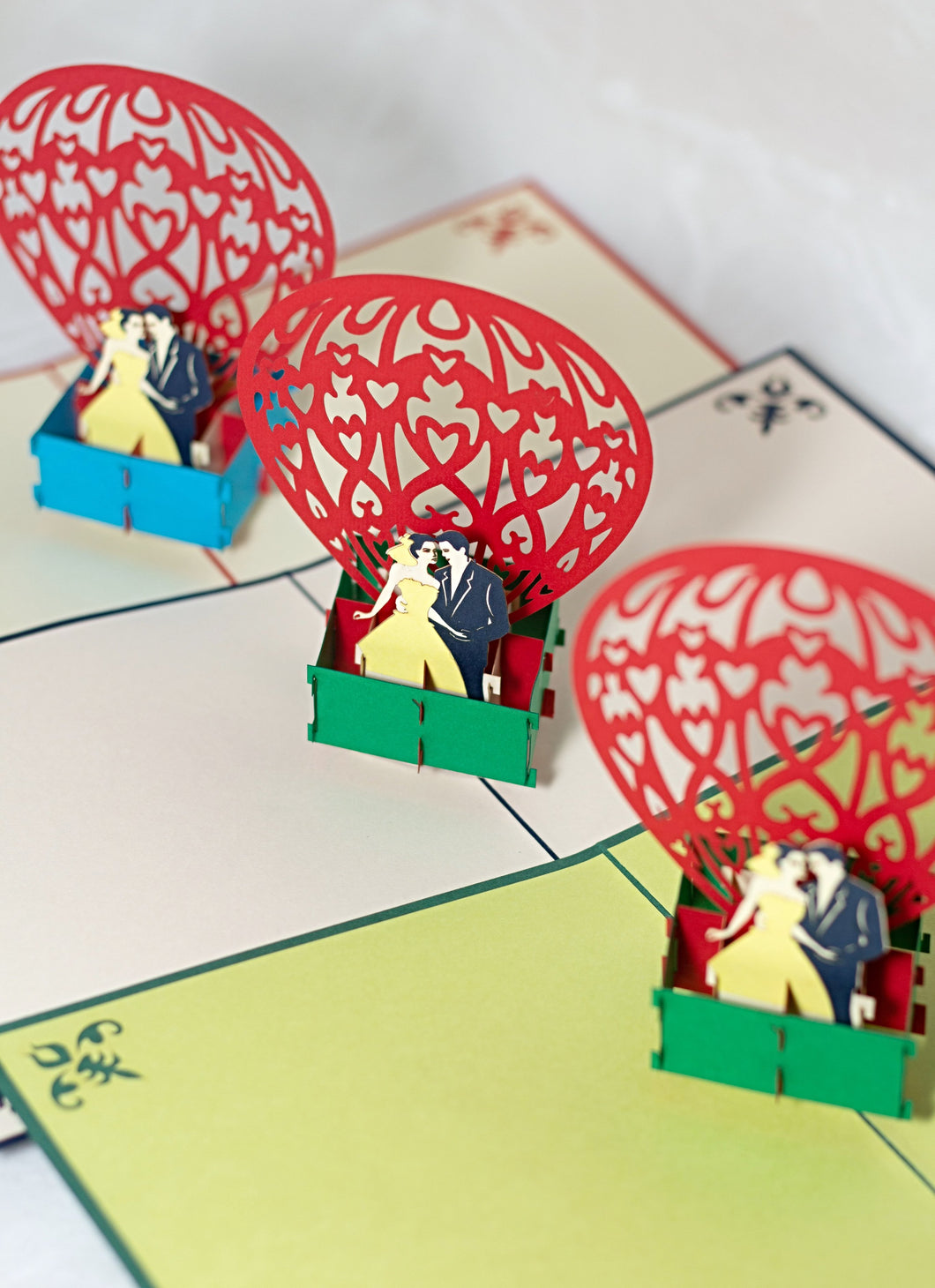 Couple Hot Air Balloon - Pop Up Card